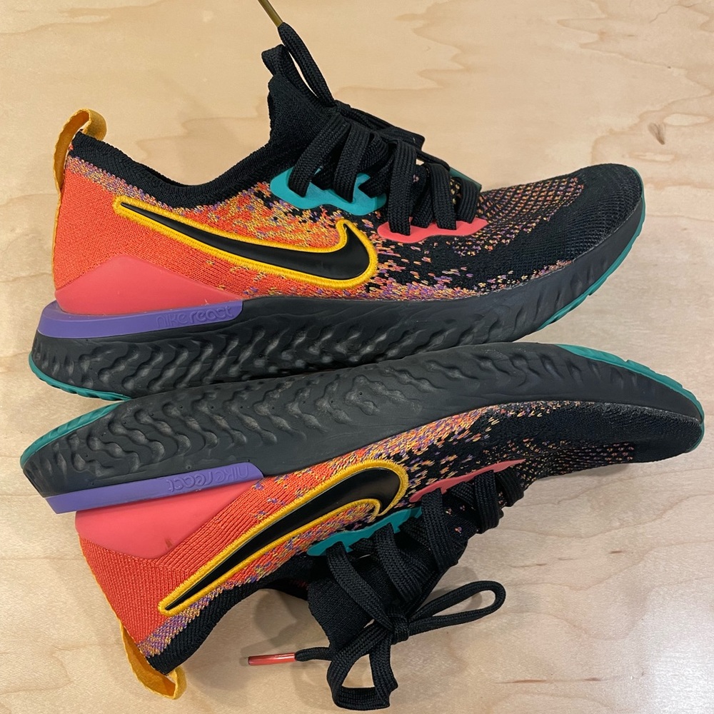 Womens Nike Epic React Flyknit 2 Running Shoes, Size 7